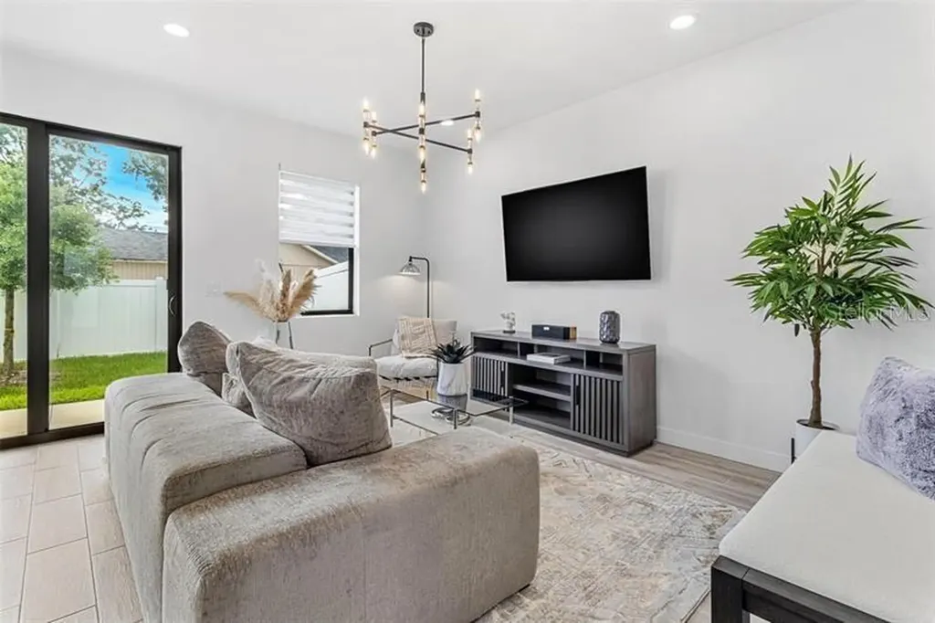 7553 Gesualdo Court Tampa FL 33614
