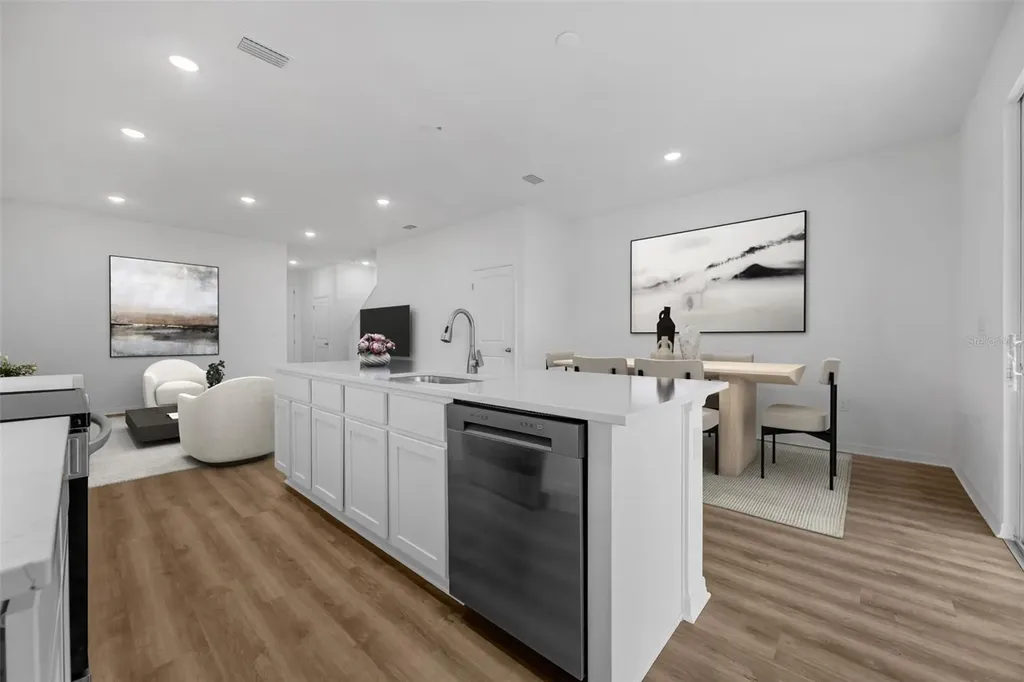4710 Winding River Road Orlando FL 32822
