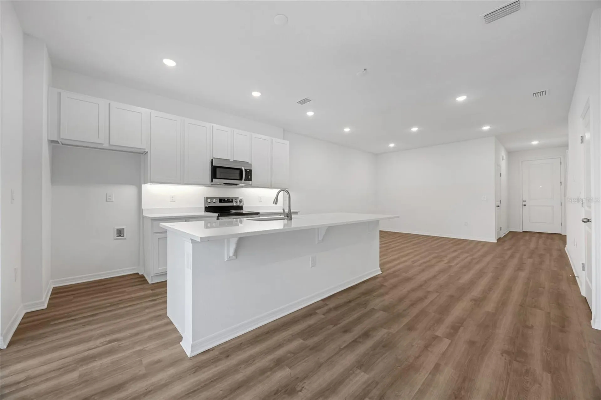 4710 Winding River Road Orlando FL 32822