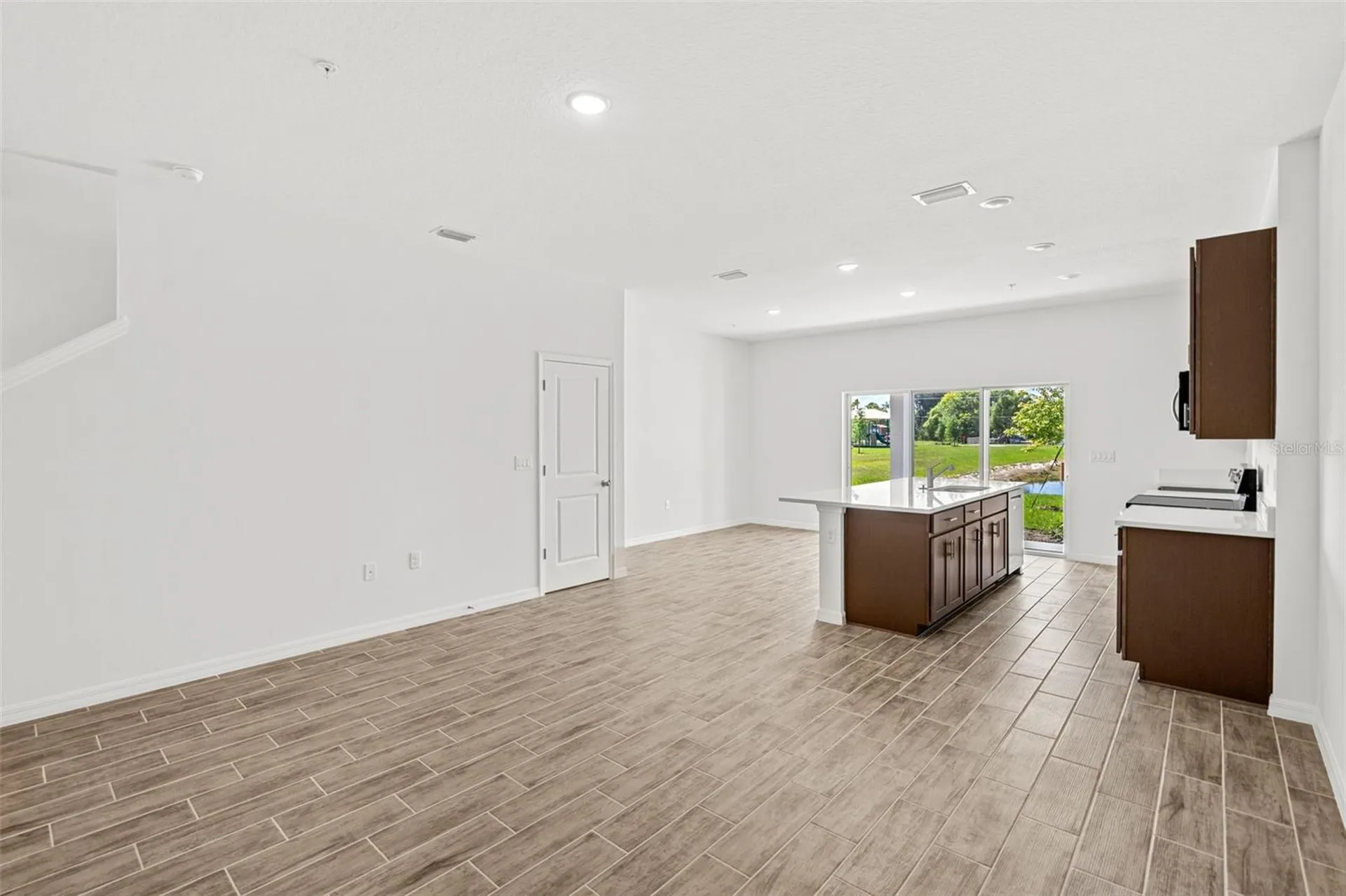 4710 Winding River Road Orlando FL 32822