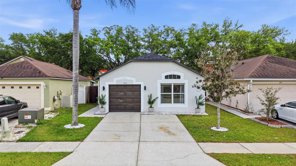 5916 Lake Front Drive Wesley Chapel FL 33545