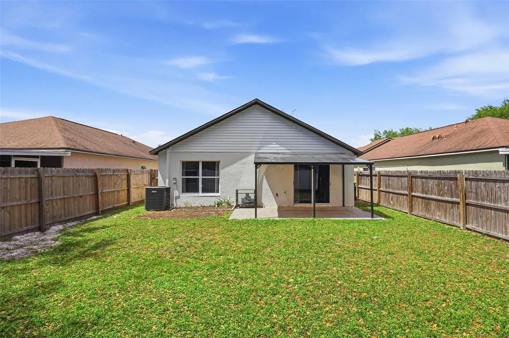 5916 Lake Front Drive Wesley Chapel FL 33545