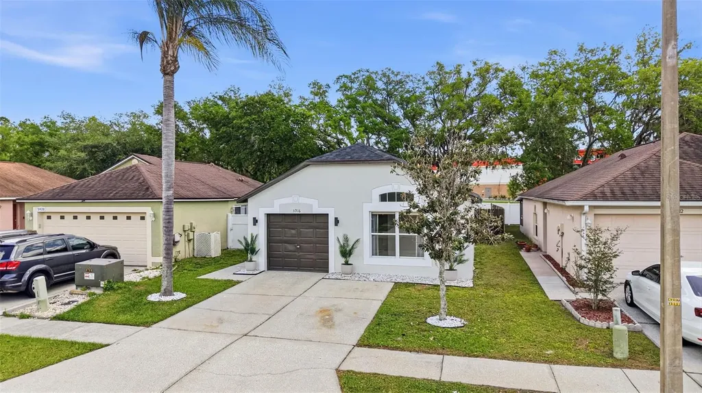5916 Lake Front Drive Wesley Chapel FL 33545