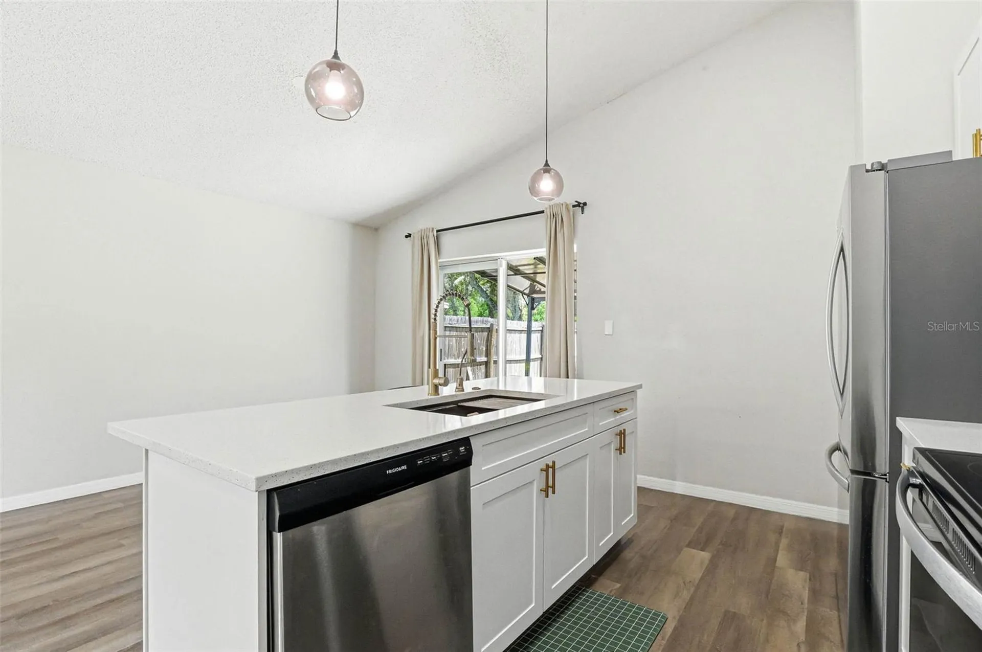 5916 Lake Front Drive Wesley Chapel FL 33545