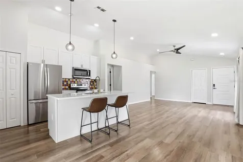 5916 Lake Front Drive Wesley Chapel FL 33545