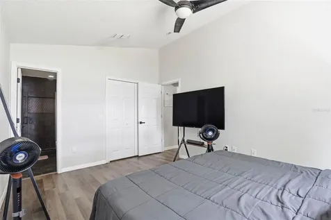 5916 Lake Front Drive Wesley Chapel FL 33545