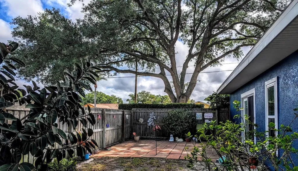 12258 92nd Street Largo FL 33773