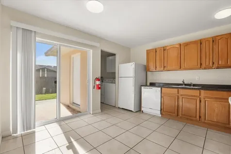 643 Hummingbird Lane Orlando FL 32825