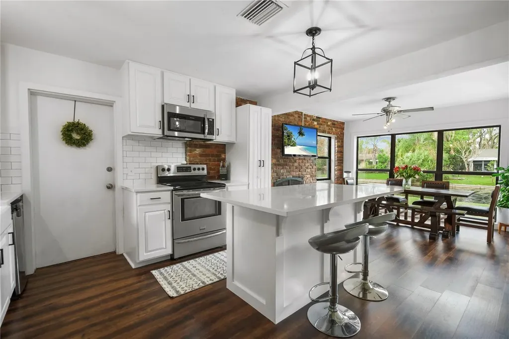 2601 Windward Court Orlando FL 32805