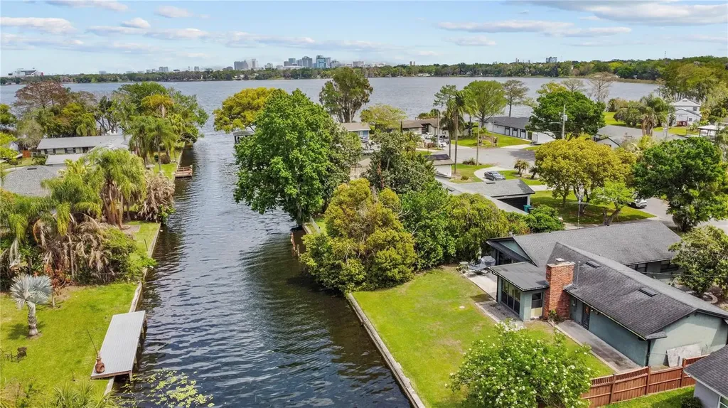 2601 Windward Court Orlando FL 32805
