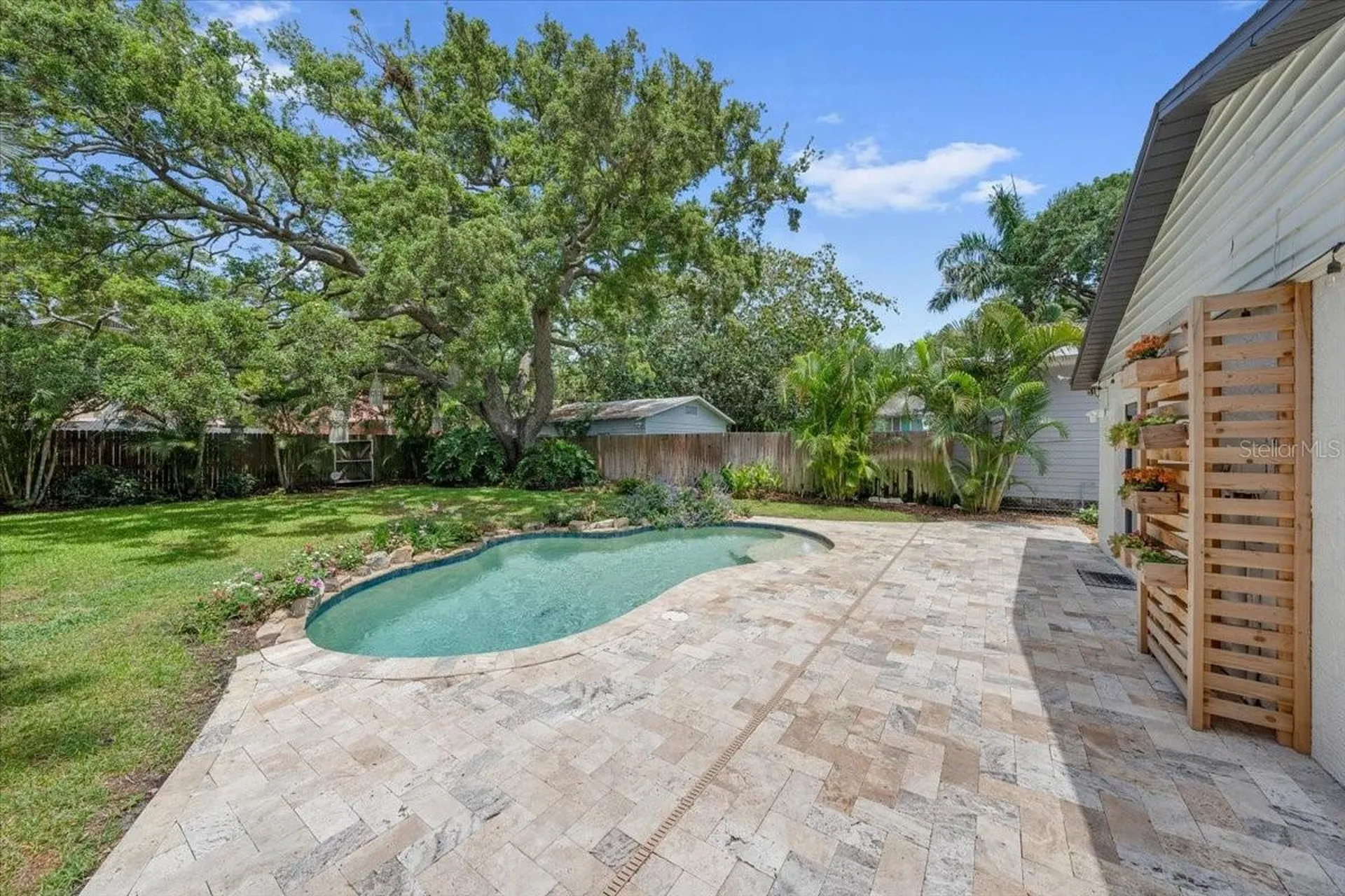 165 19th Avenue SE St Petersburg FL 33705
