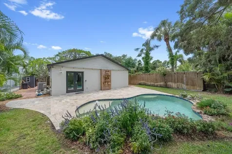 165 19th Avenue SE St Petersburg FL 33705