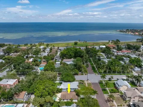 165 19th Avenue SE St Petersburg FL 33705