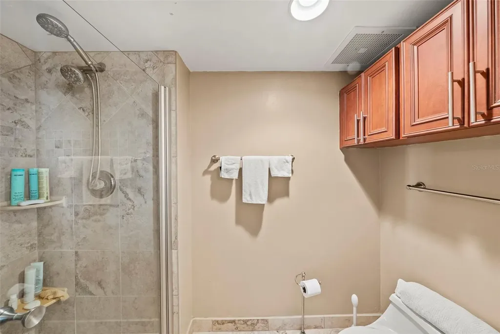 2413 Bayshore Boulevard Tampa FL 33629