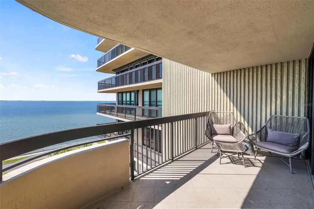 2413 Bayshore Boulevard Tampa FL 33629