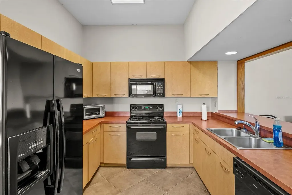 2413 Bayshore Boulevard Tampa FL 33629