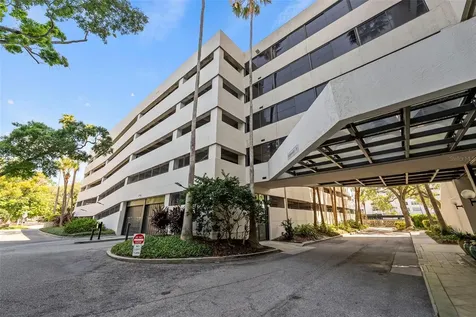 2413 Bayshore Boulevard Tampa FL 33629