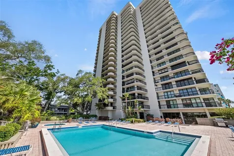 2413 Bayshore Boulevard Tampa FL 33629