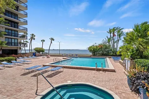 2413 Bayshore Boulevard Tampa FL 33629