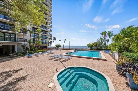 2413 Bayshore Boulevard Tampa FL 33629