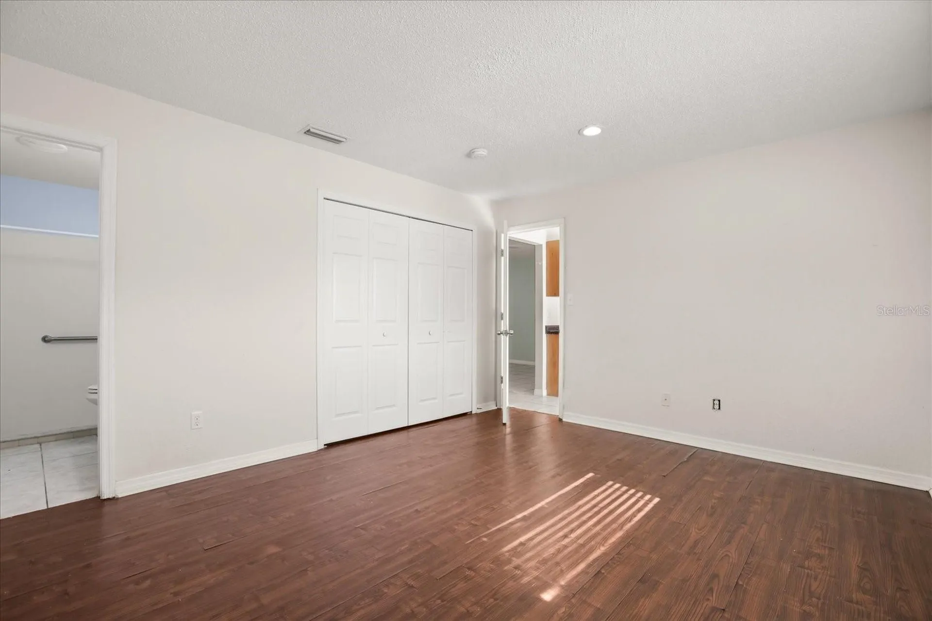 643 Hummingbird Lane Orlando FL 32825