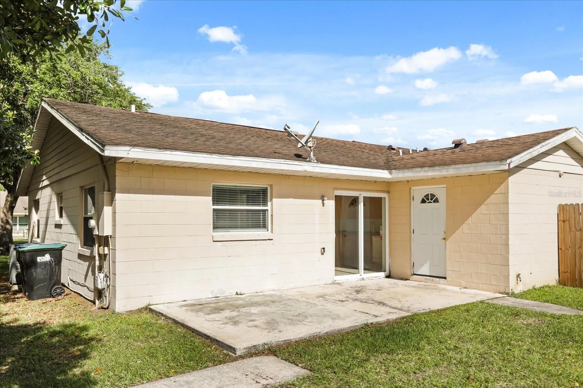 643 Hummingbird Lane Orlando FL 32825