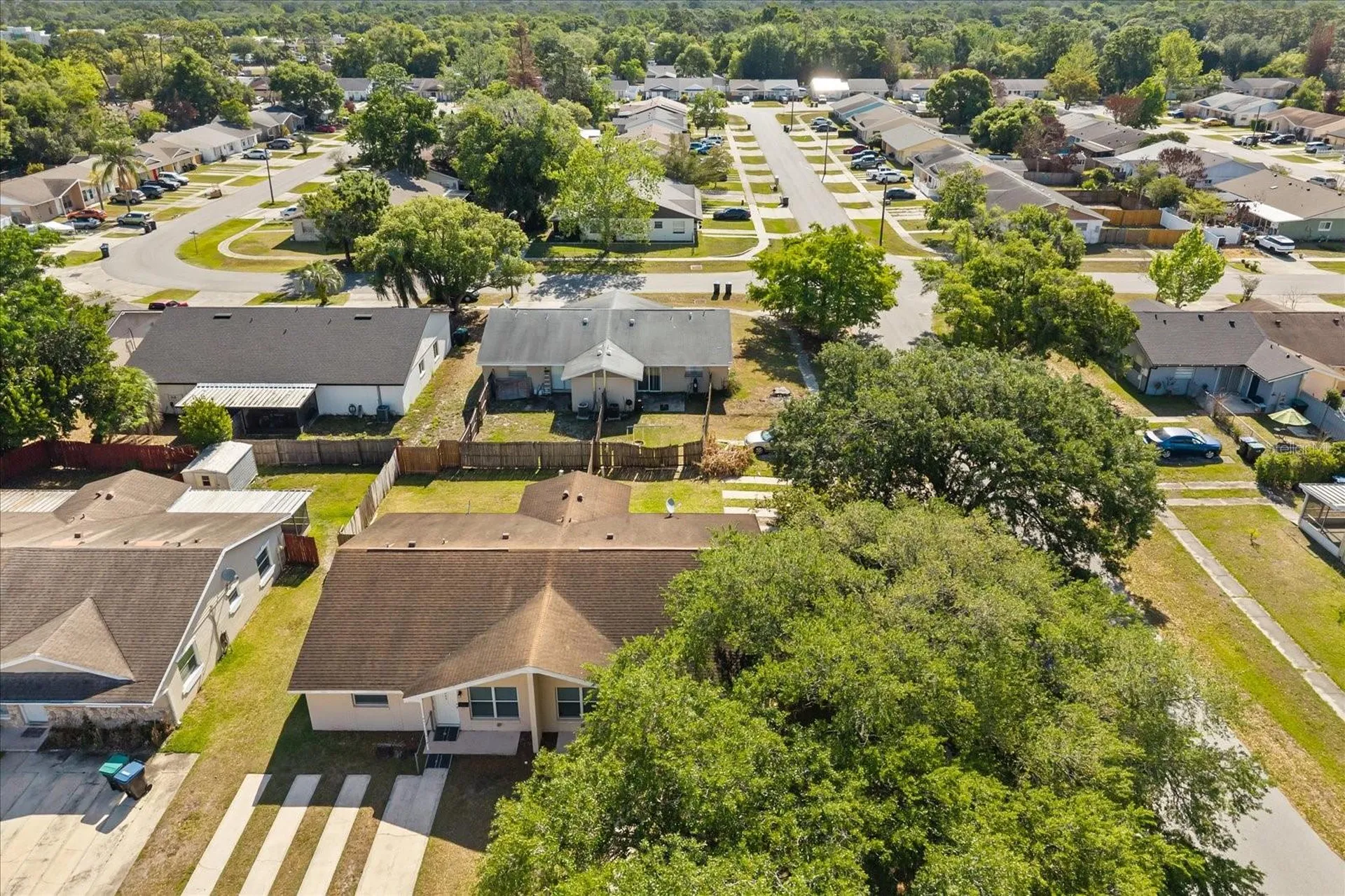 643 Hummingbird Lane Orlando FL 32825