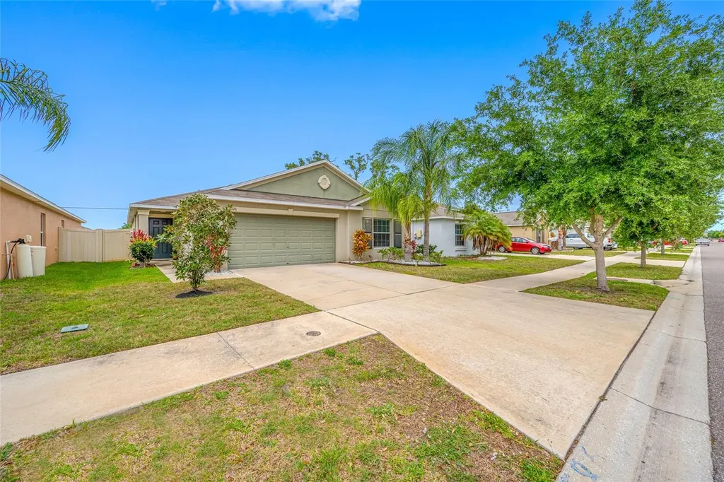 1776 Broad Winged Hawk Drive Ruskin FL 33570