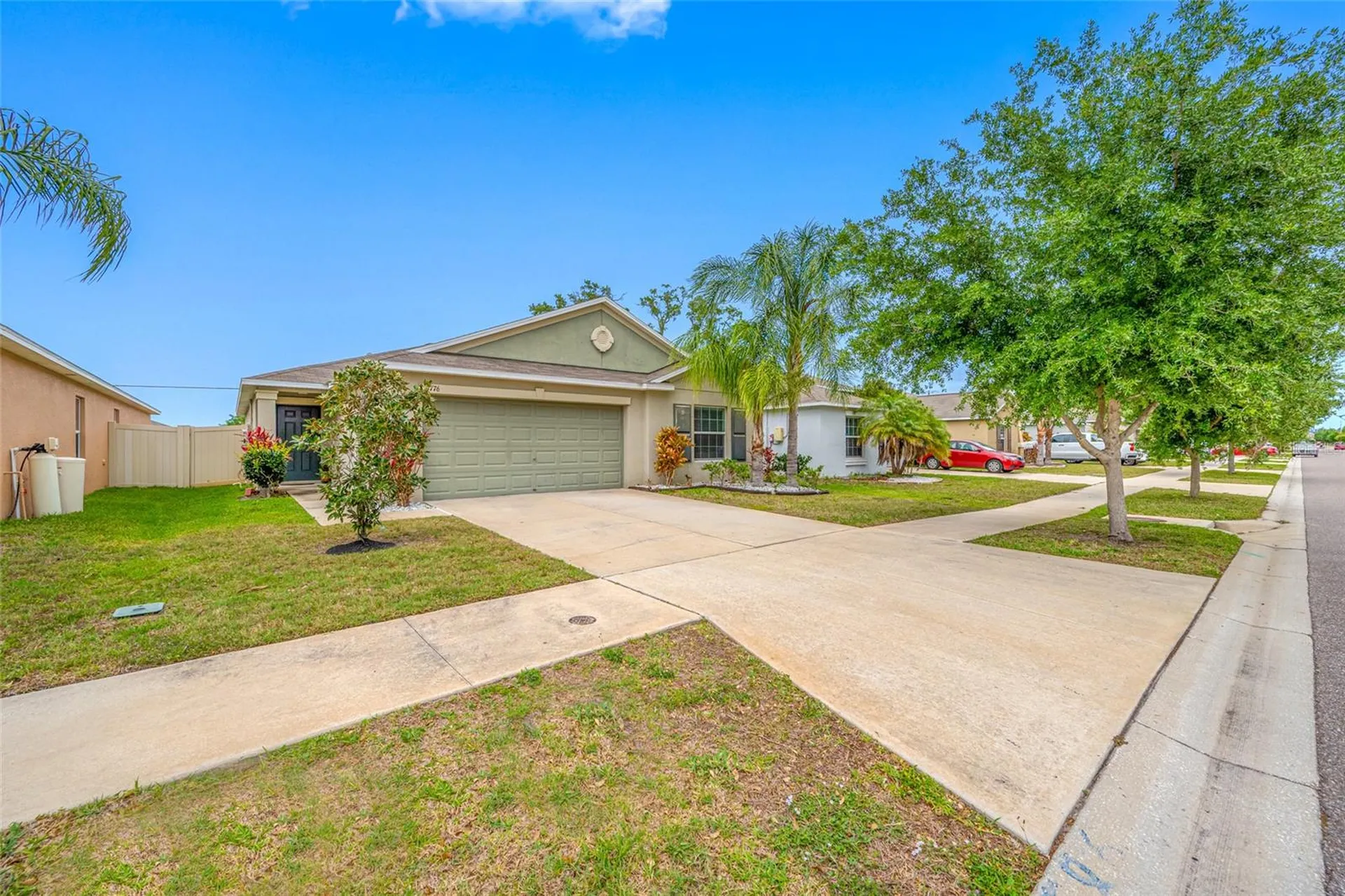 1776 Broad Winged Hawk Drive Ruskin FL 33570