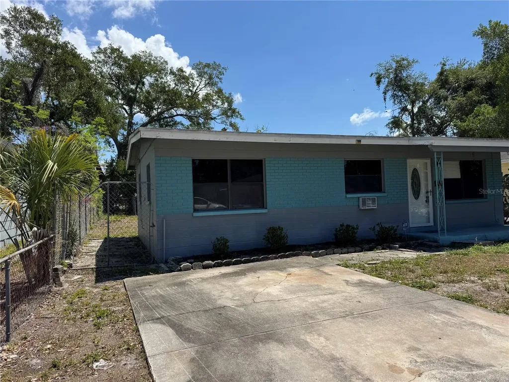 1930 Walton Street S St Petersburg FL 33712