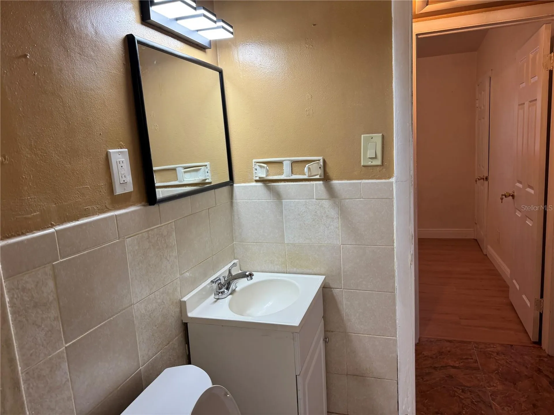 1930 Walton Street S St Petersburg FL 33712
