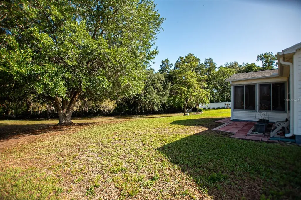16852 SE 96th Chapelwood Circle The Villages FL 32162