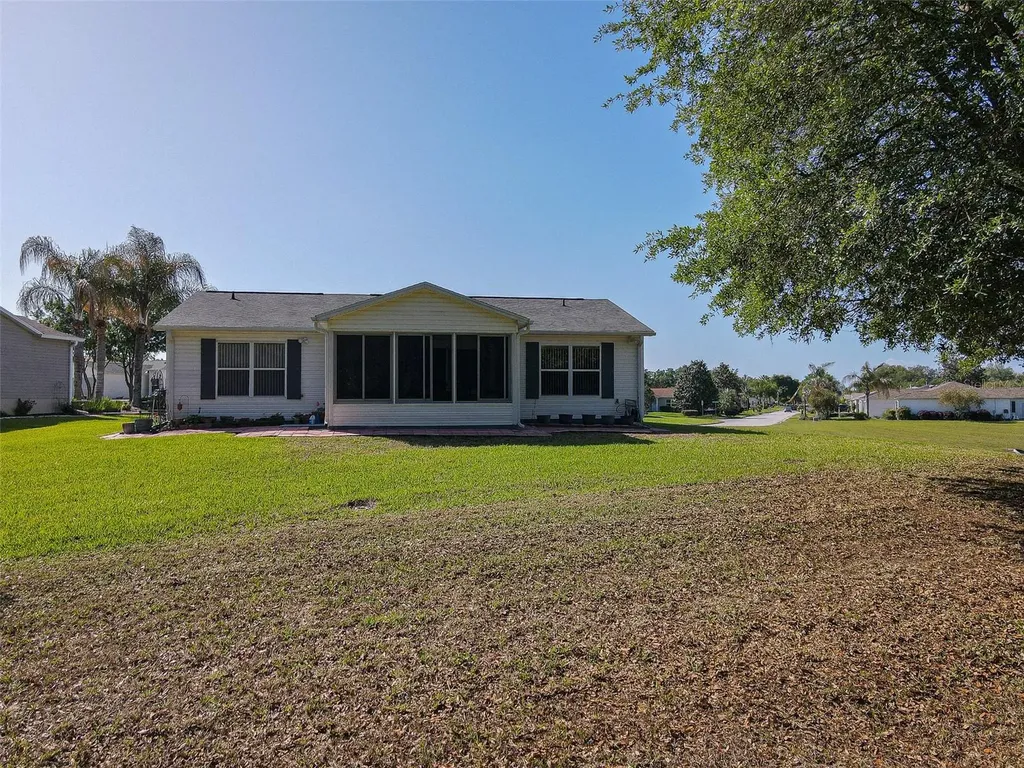 16852 SE 96th Chapelwood Circle The Villages FL 32162