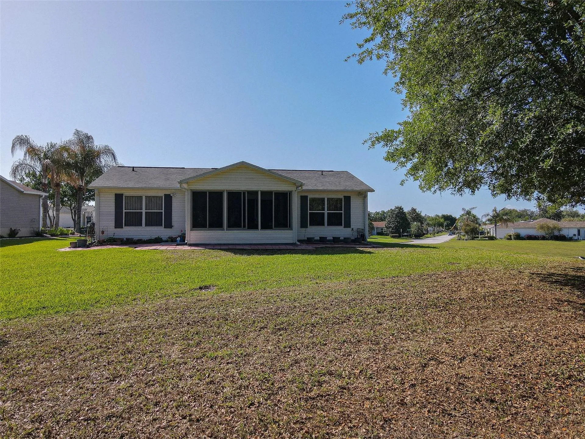 16852 SE 96th Chapelwood Circle The Villages FL 32162