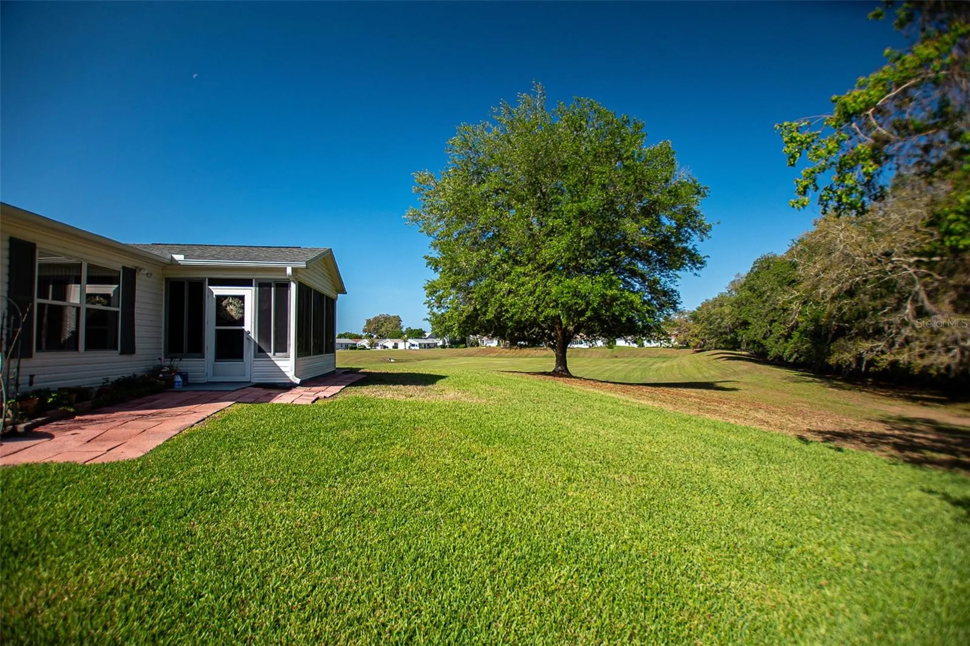 16852 SE 96th Chapelwood Circle The Villages FL 32162