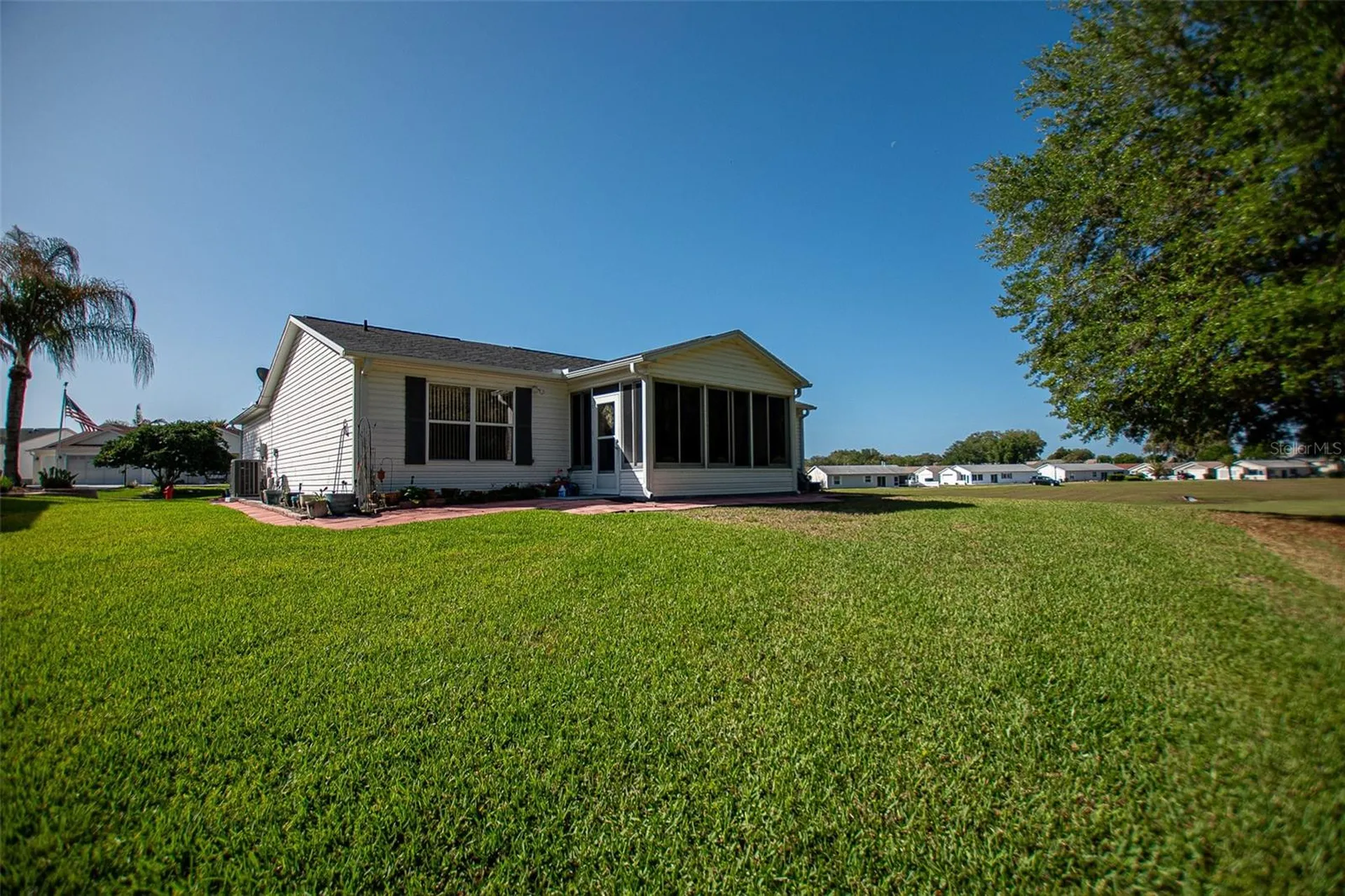 16852 SE 96th Chapelwood Circle The Villages FL 32162