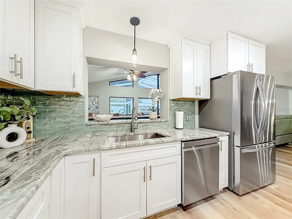 1851 NW 18th Street Crystal River FL 34428