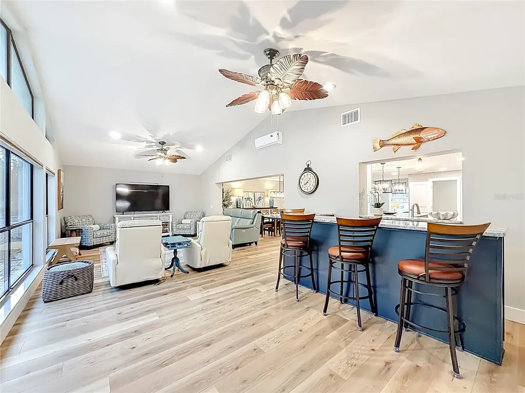 1851 NW 18th Street Crystal River FL 34428