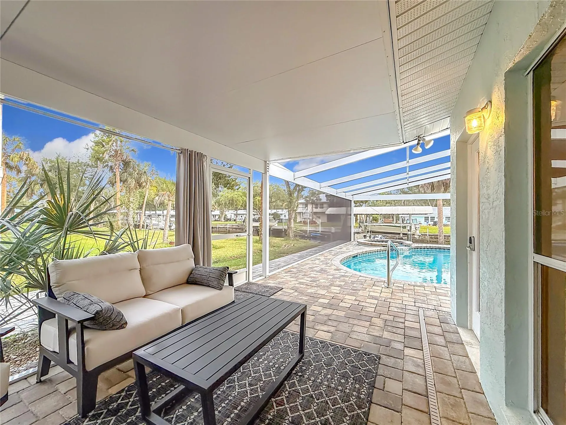 1851 NW 18th Street Crystal River FL 34428