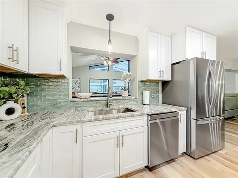 1851 NW 18th Street Crystal River FL 34428