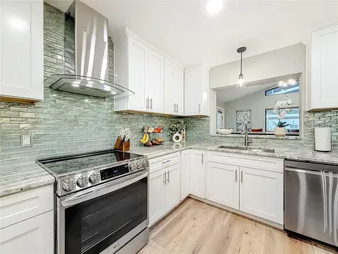1851 NW 18th Street Crystal River FL 34428