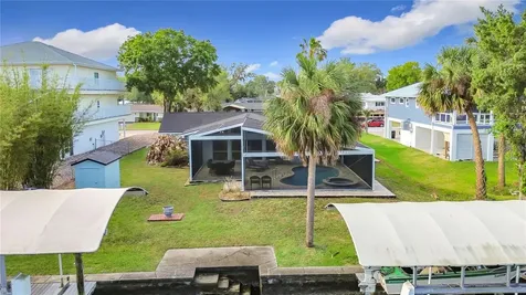 1851 NW 18th Street Crystal River FL 34428