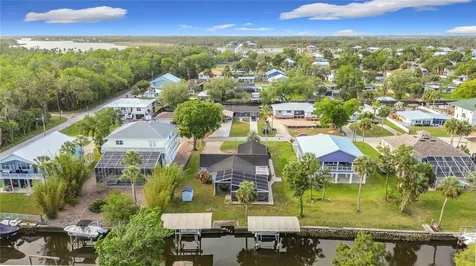 1851 NW 18th Street Crystal River FL 34428