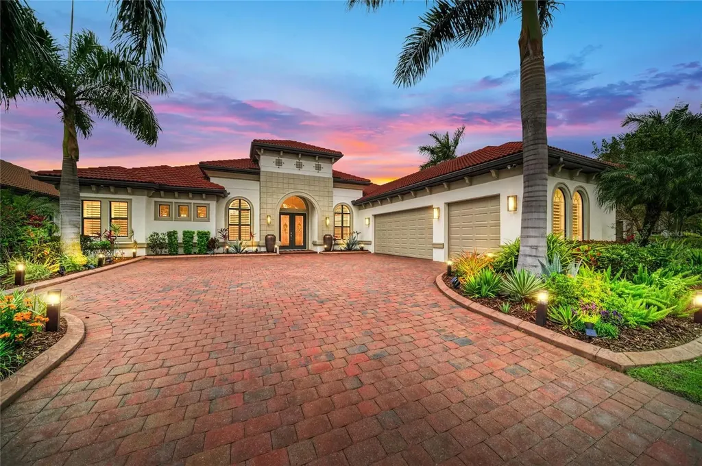 296 Maraviya Boulevard Nokomis FL 34275