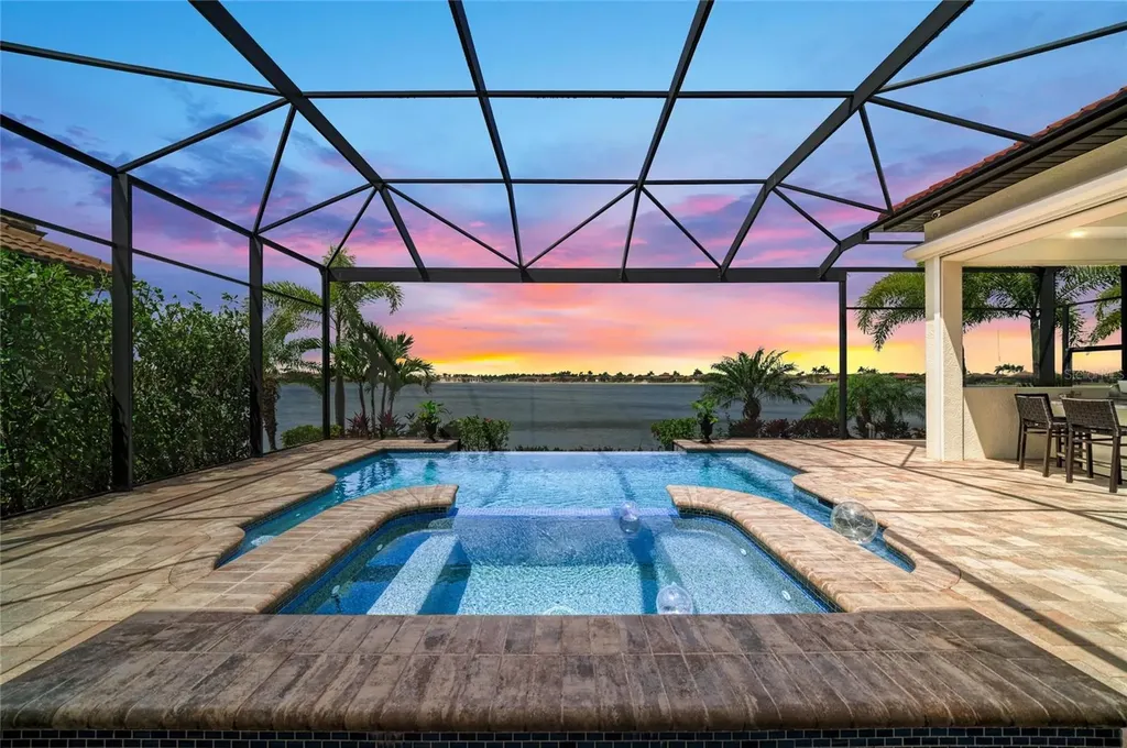 296 Maraviya Boulevard Nokomis FL 34275