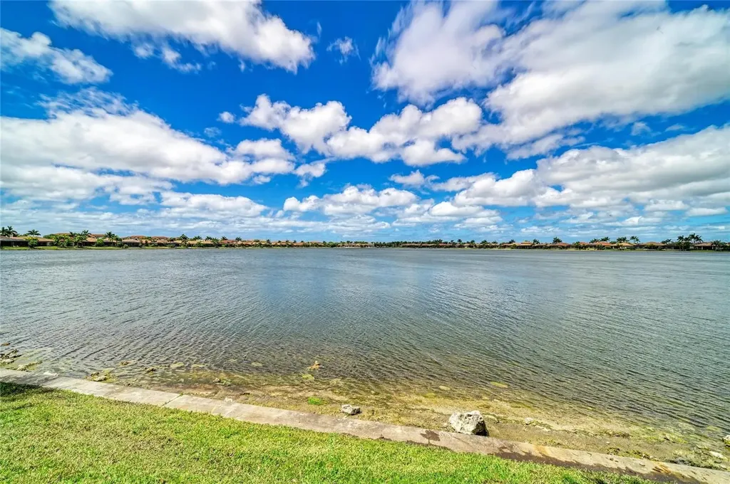 296 Maraviya Boulevard Nokomis FL 34275