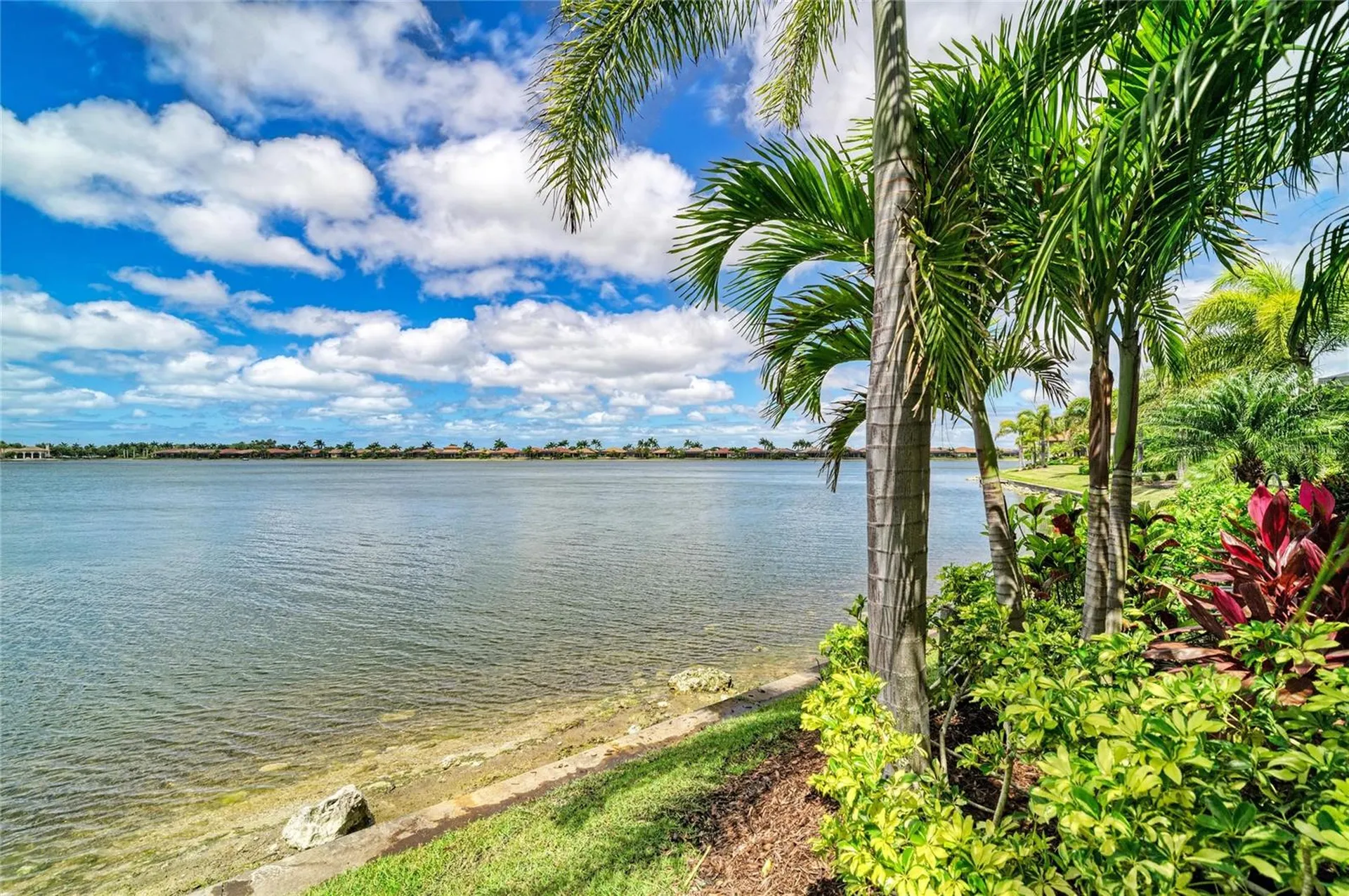 296 Maraviya Boulevard Nokomis FL 34275