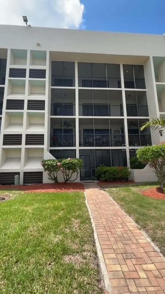 4119 61st Ave Ter W Bradenton FL 34210