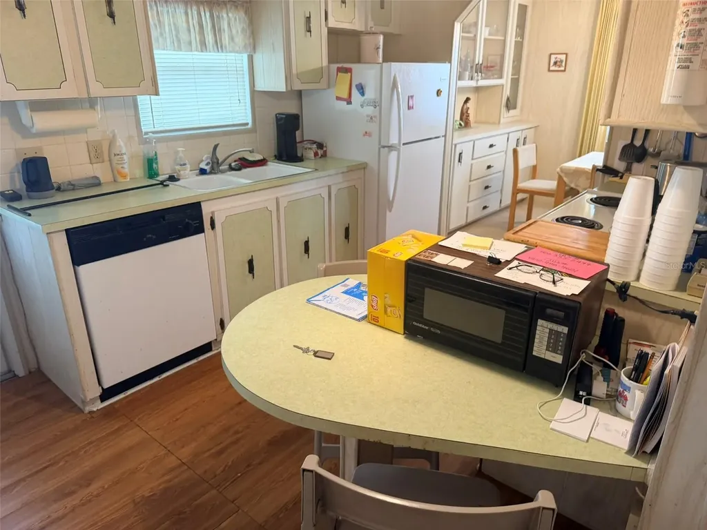 3301 Alt 19 Dunedin FL 34698