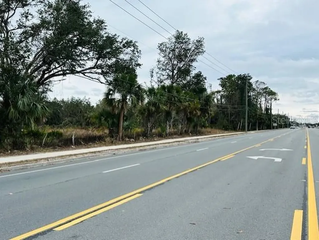 17450 SE Highway 19 Cross City FL 32628